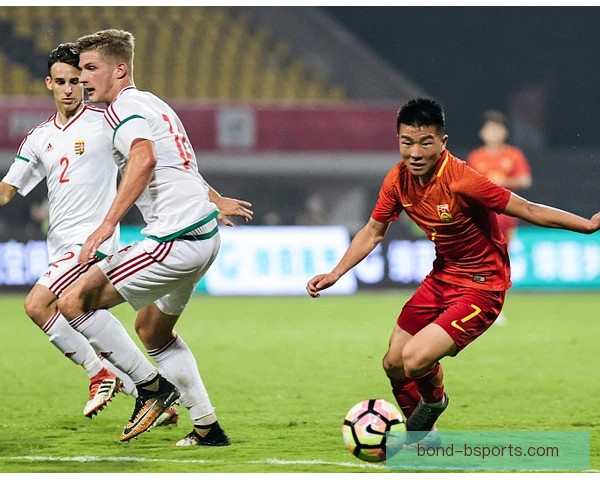中国男足欧战资格争夺，关键战役迎来命运转折